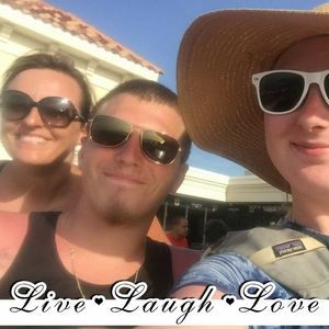 Meet your Posher, Kasey